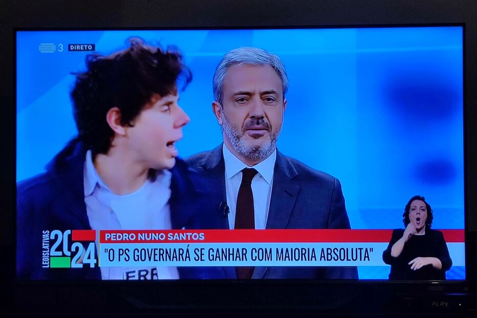 Ativistas climáticos interrompem debate entre partidos com assento parlamentar