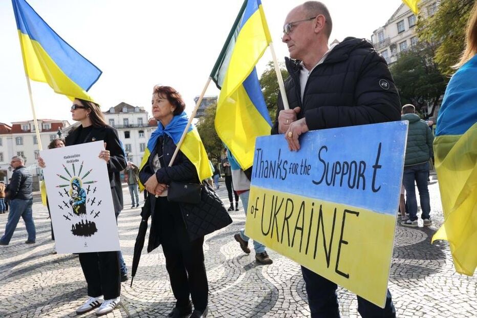 As imagens da manifestação de apoio à Ucrânia em Lisboa