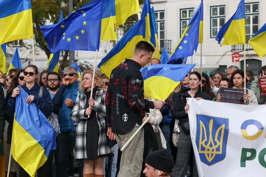Guarda-redes do Benfica participa em manifestação de apoio à Ucrânia