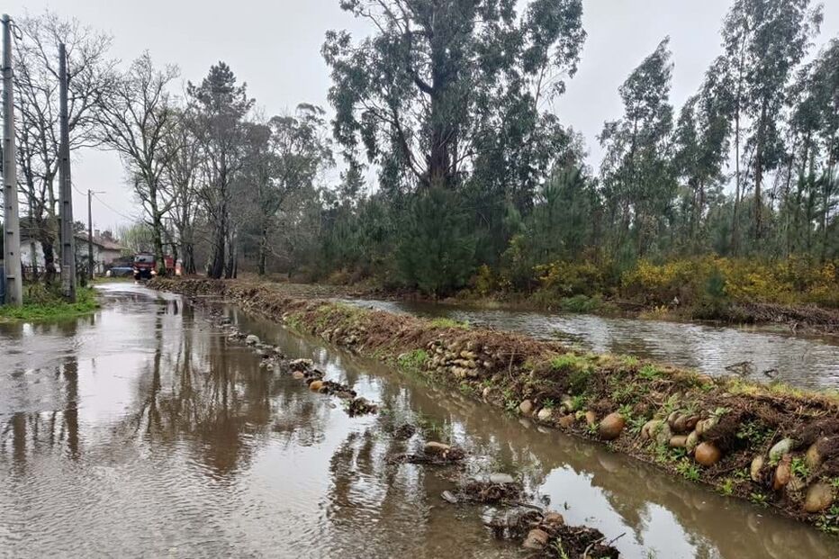 Chuva e vento causam estragos a Norte