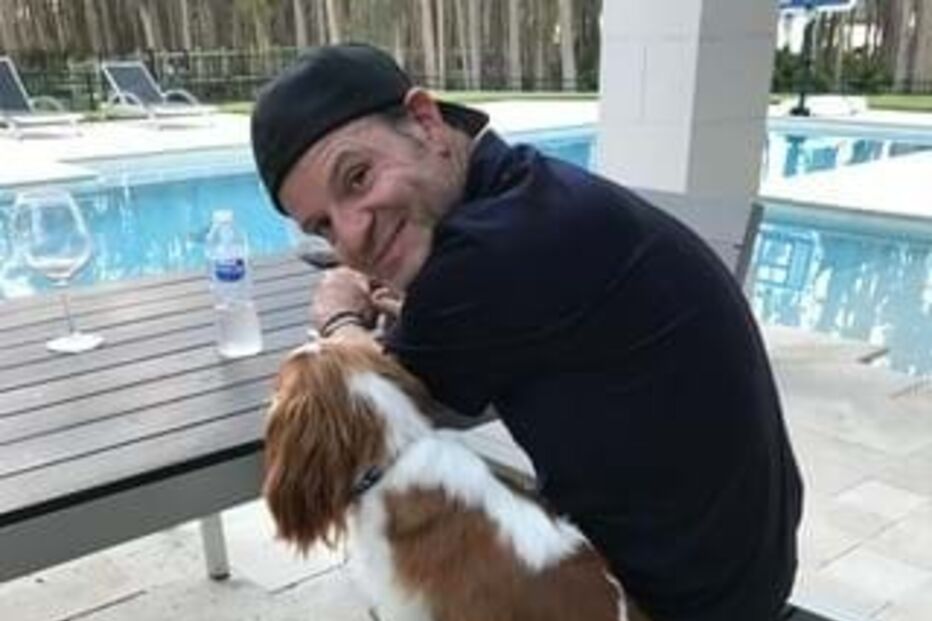 Rubens Barrichello com o cão