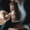 <![CDATA[ Prisão preventiva para homem indiciado de violação e tentativa de homicídio da ex-mulher ]]>