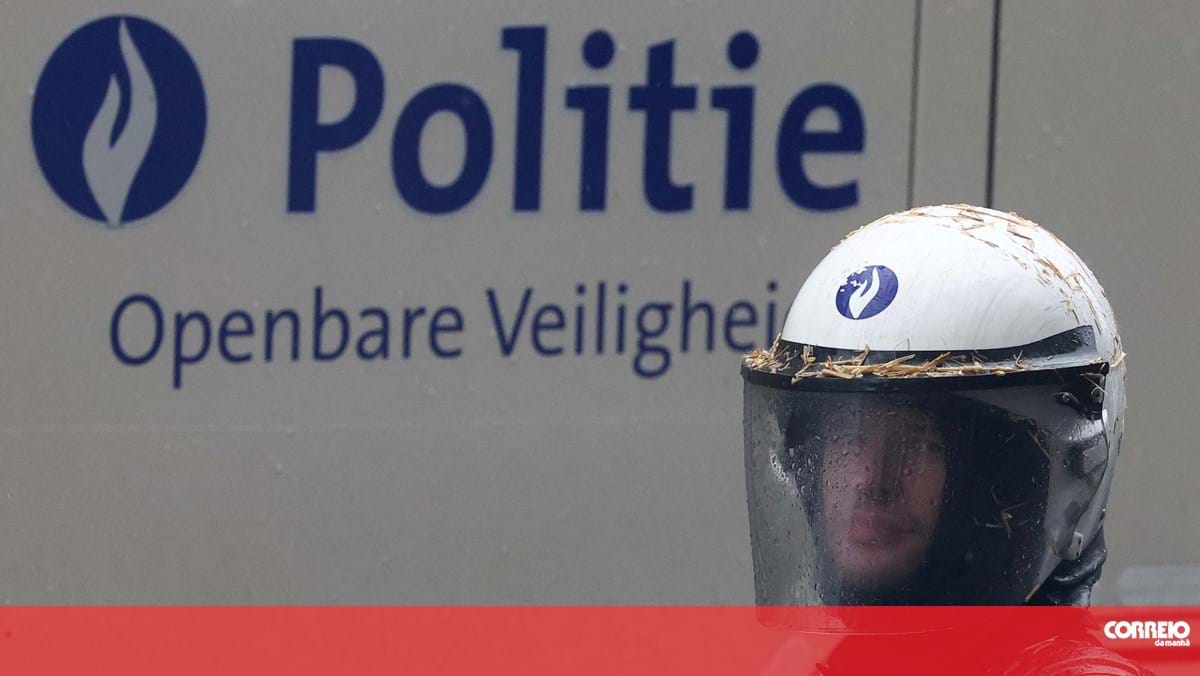 Quatro pessoas detidas por suspeita de planearem ataque terrorista em Bruxelas