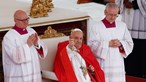 Papa Francisco tem gesto raro e não lê texto preparado na missa do Domingo de Ramos
