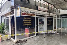 Pastelaria incendiada na Ponte da Barca