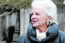 A atriz Lídia Franco juntou-se à despedida 