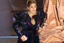 Holly Waddington ganha o Óscar de Melhor Figurino por 