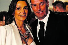 Petit e a mulher, Carla 