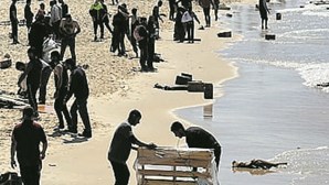 Doze civis morrem afogados a tentar alcançar ajuda humanitária em Gaza