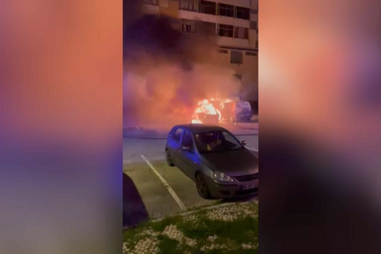 Bombas artesanais destroem cinco carros em Sintra