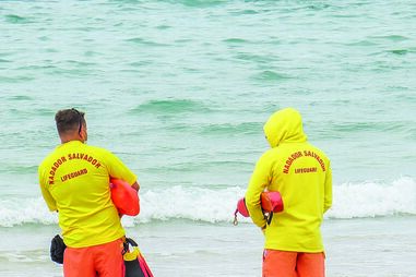 Nadadores salvadores