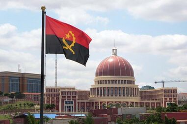 Angola celebra hoje 50 anos de independência