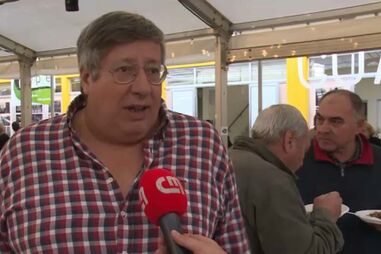 Manuel Serrão paga hotel de luxo a funcionária pública