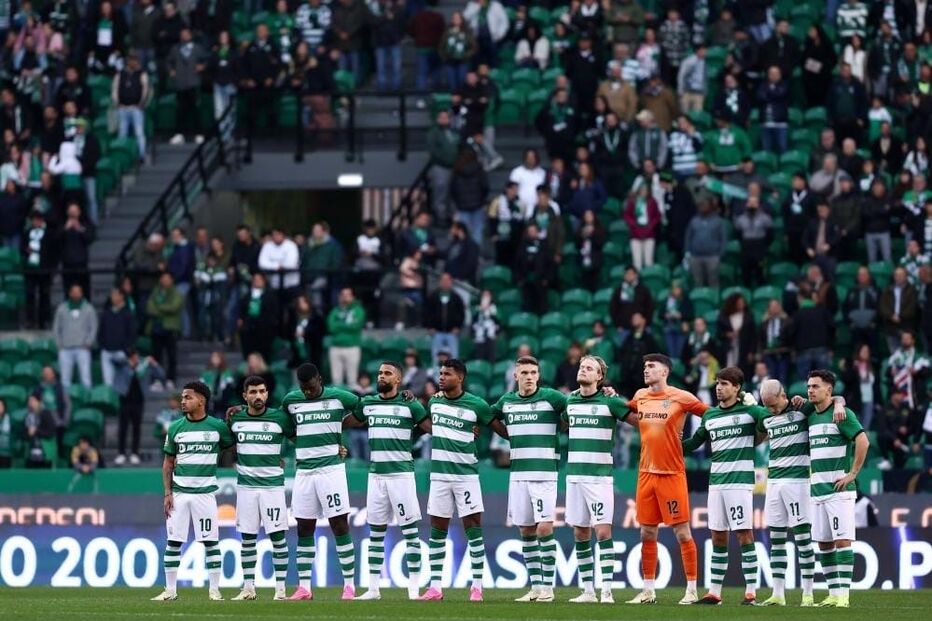 Jogo entre Sporting e Farense começou com um minuto de silêncio por Alexandre Baptista