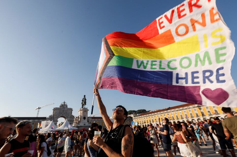 Câmara de Lisboa mantém apoio ao Arraial Pride