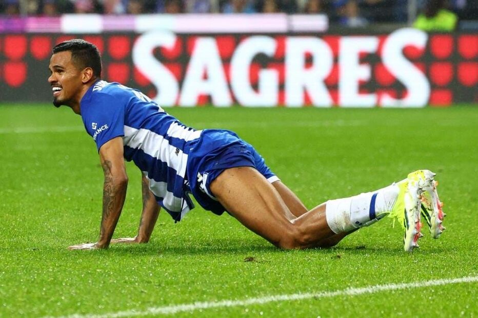 Galeno marcou o primeiro golo do clássico entre FC Porto e Benfica