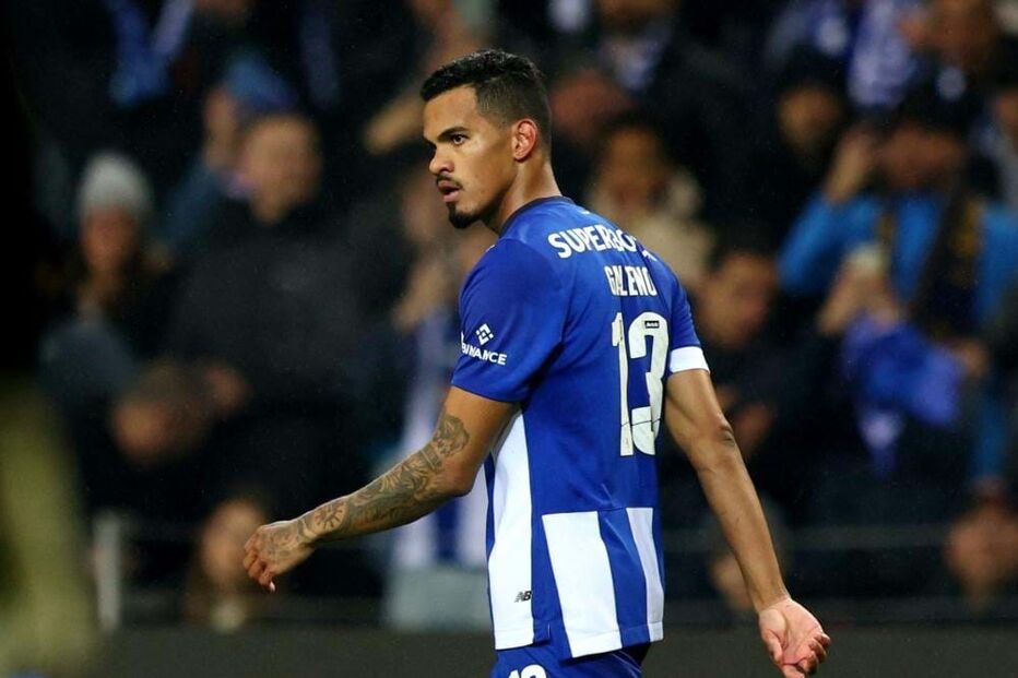 Galeno marcou os dois primeiros golos no clássico entre FC Porto e Benfica