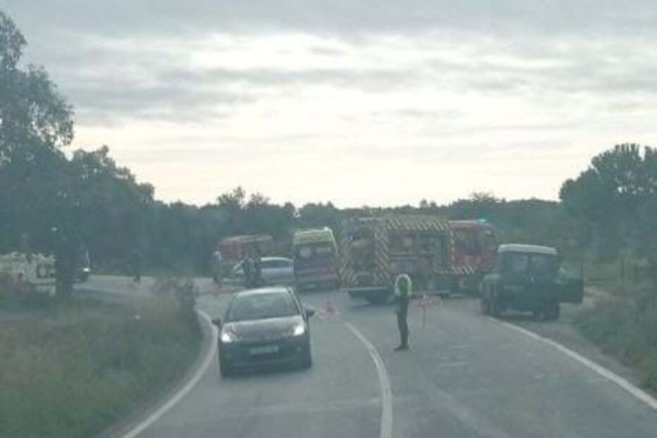 Mãe e filha morrem em colisão frontal perto de Mora