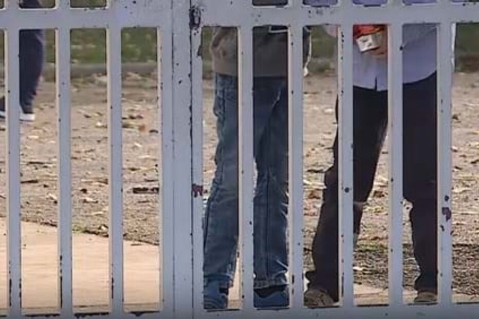 Explicador pedófilo mudou identidade e aspeto físico para voltar a abusar de menores