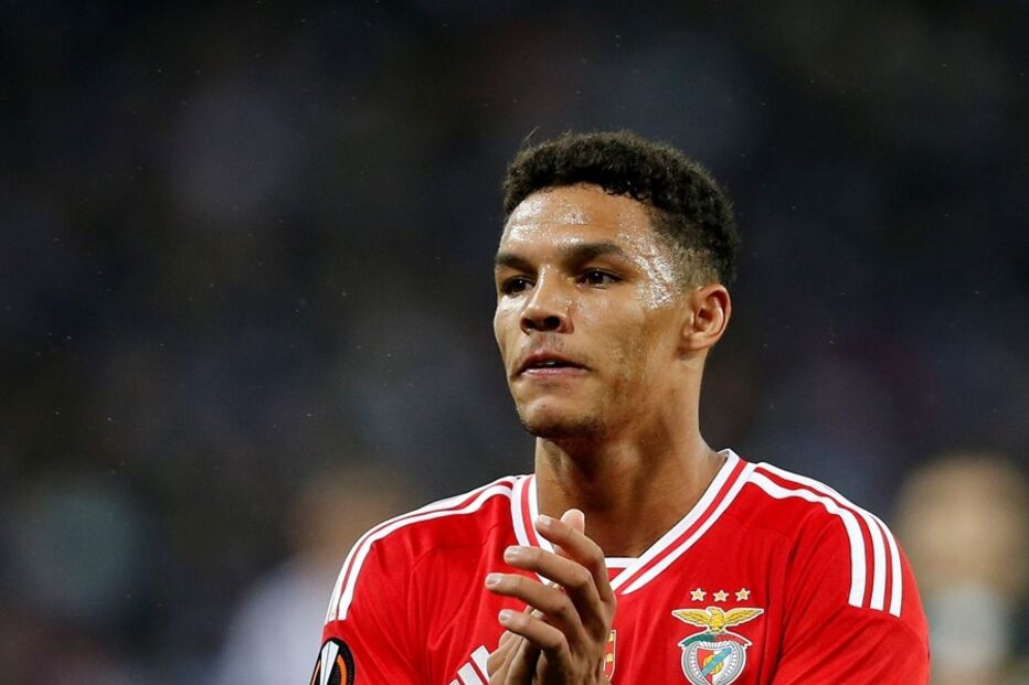 /fotospublicadas/Fotos/2-50554341#fb926ae9216c977e12f35b7cbe1f342a (20644526) (Milenium)