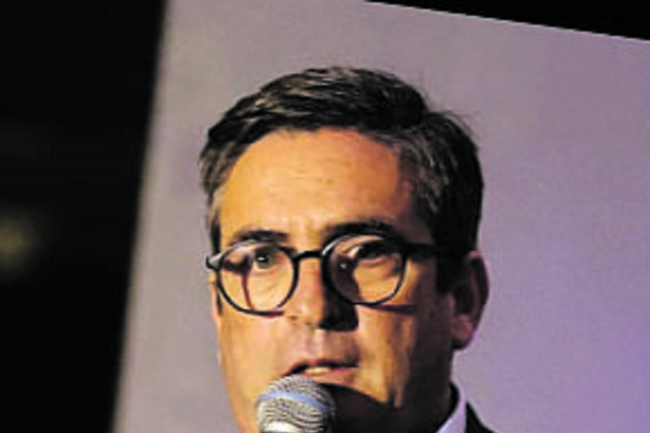 O cantor Paulo Gonzo 