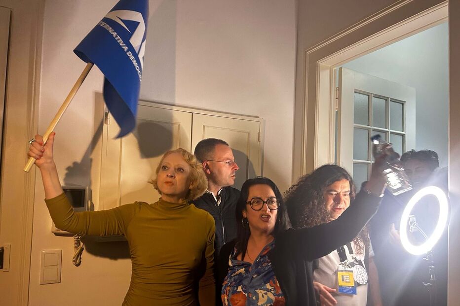 ADN festeja chegada aos 50 mil