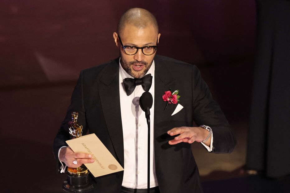 Cord Jefferson ganha o Óscar de Melhor Argumento Adaptado por 