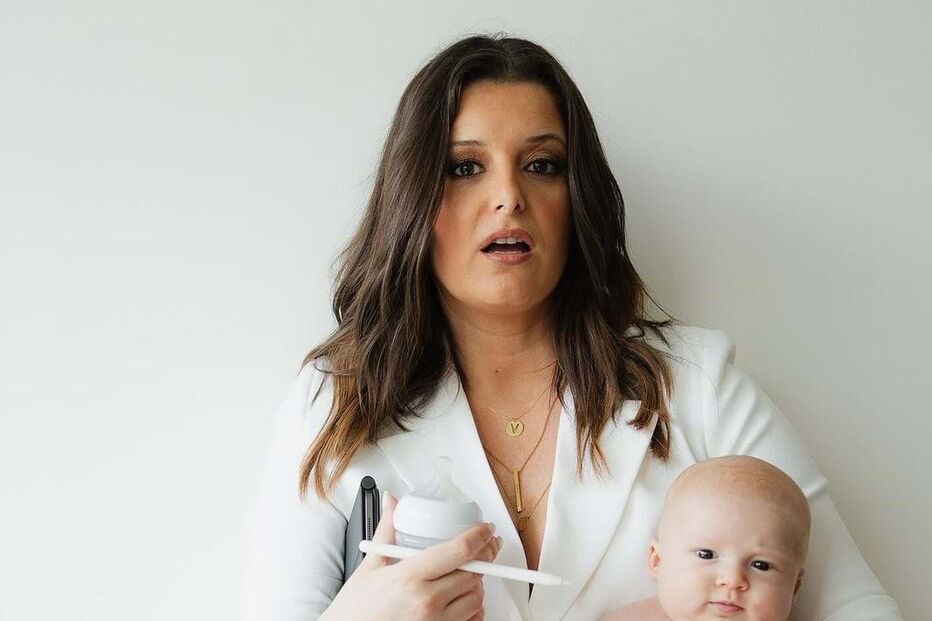 Maria Botelho Moniz e o filho Vicente