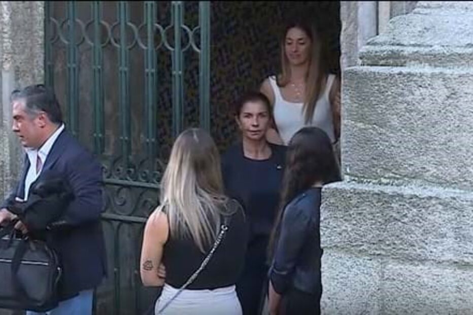 Cabeleireira dos famosos condenada a 7 anos de prisão por fraude