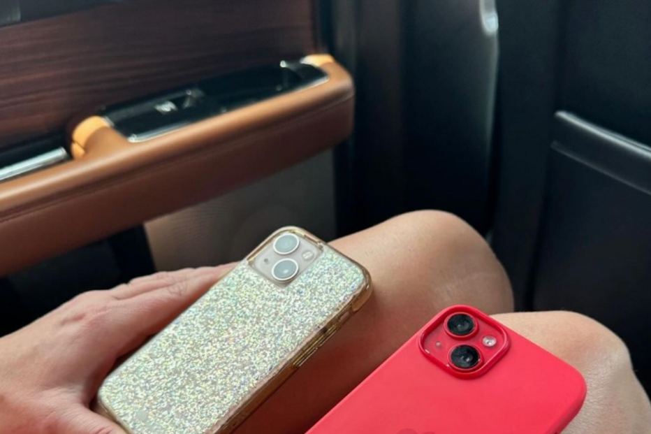 Telemóvel antigo da cantora Britney Spears