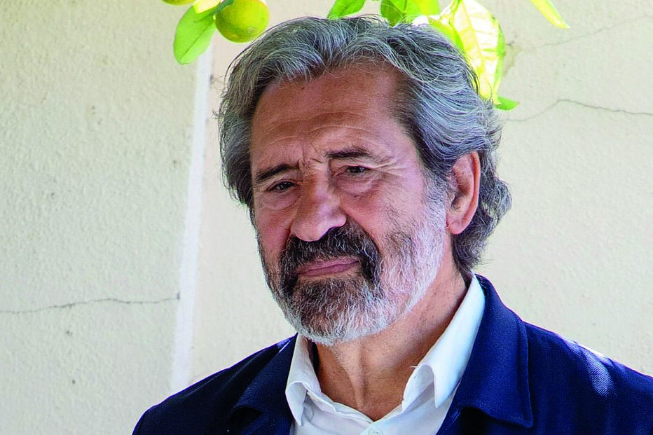 Joaquim Furtado leu o comunicado do MFA às 4h26