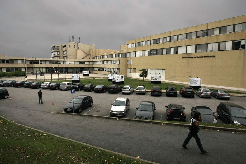  Universidade Católica