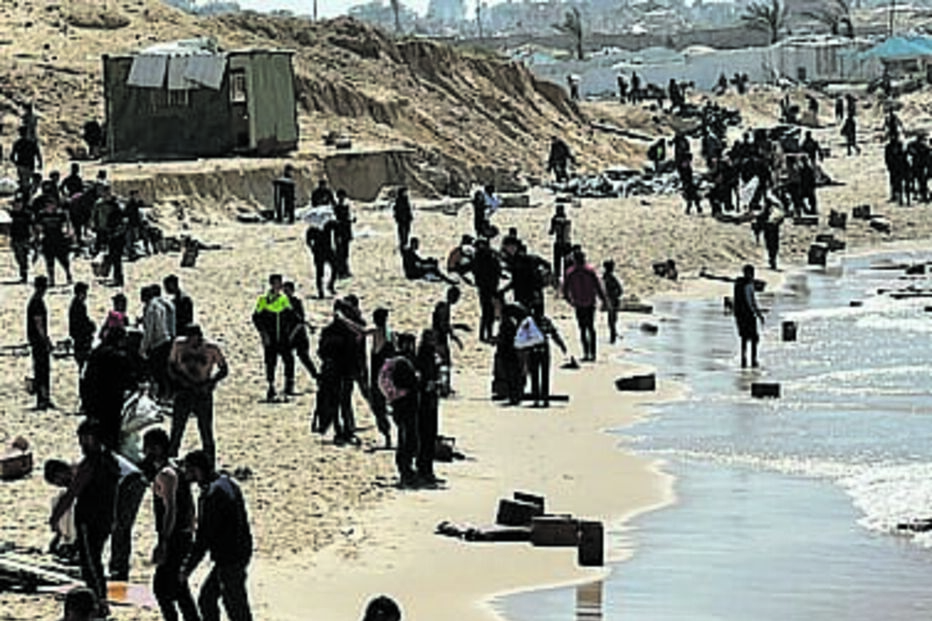 Parte de ajuda caiu no mar 