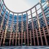 <![CDATA[ Parlamento Europeu exclui comunicações encriptadas das regras de deteção de abuso sexual de crianças ]]>