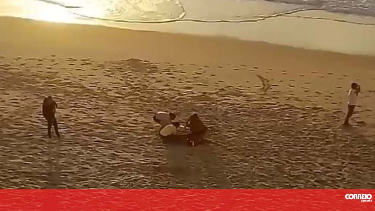 Jovem desaparecido na Praia da Vieira e dezenas de resgatados do Mar