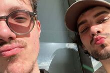 Jacques Costa com amigos