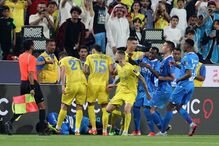 Cristiano Ronaldo desentendeu-se com adversário e foi expulso na supertaça saudita	