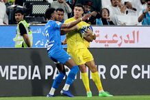 Cristiano Ronaldo desentendeu-se com adversário e foi expulso na supertaça saudita