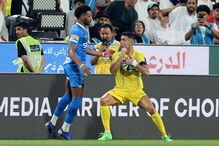 Cristiano Ronaldo desentendeu-se com adversário e foi expulso na supertaça saudita	