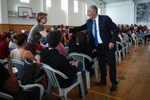 Marcelo criticado por alunos pede que sejam aplaudidos e diz 