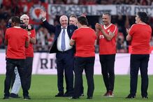 Sven-Göran Eriksson homenageado na Luz