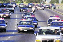 Em 1994, antes de ser preso, O. J. foi protagonista da perseguição mais célebre de sempre. Durou duas horas, a 60 km/hora, e parou a cidade de Los Angeles