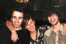 2024-04-13_17_46_10 Maria João Abreu com os dois filhos.JPG