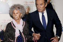 Alfonso Díez e a duquesa de Alba