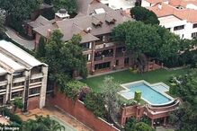 Mansão de Pretória onde Pistorius vive agora