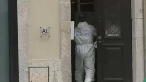 Jovem de 24 anos mata colega de quarto com objeto cortante e confessa crime a TVDE no Porto