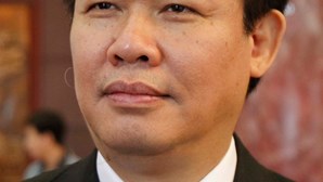 Presidente do Parlamento do Vietname demite-se sob suspeita de corrupção