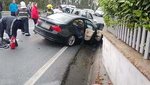 Três feridos em colisão entre dois carros em Amarante