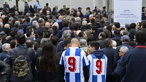 Já estão abertas as urnas para as eleições do FC Porto no Estádio do Dragão