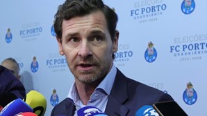 André Villas-Boas discursa pela primeira vez como presidente do FC Porto